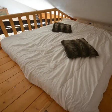 Confortable Pour 6 Avec Balcon Et Parking Aux Gets - Fr-1-623-120 Apartment